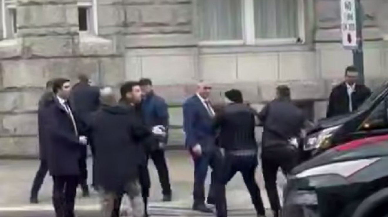 Испорченный камертон 