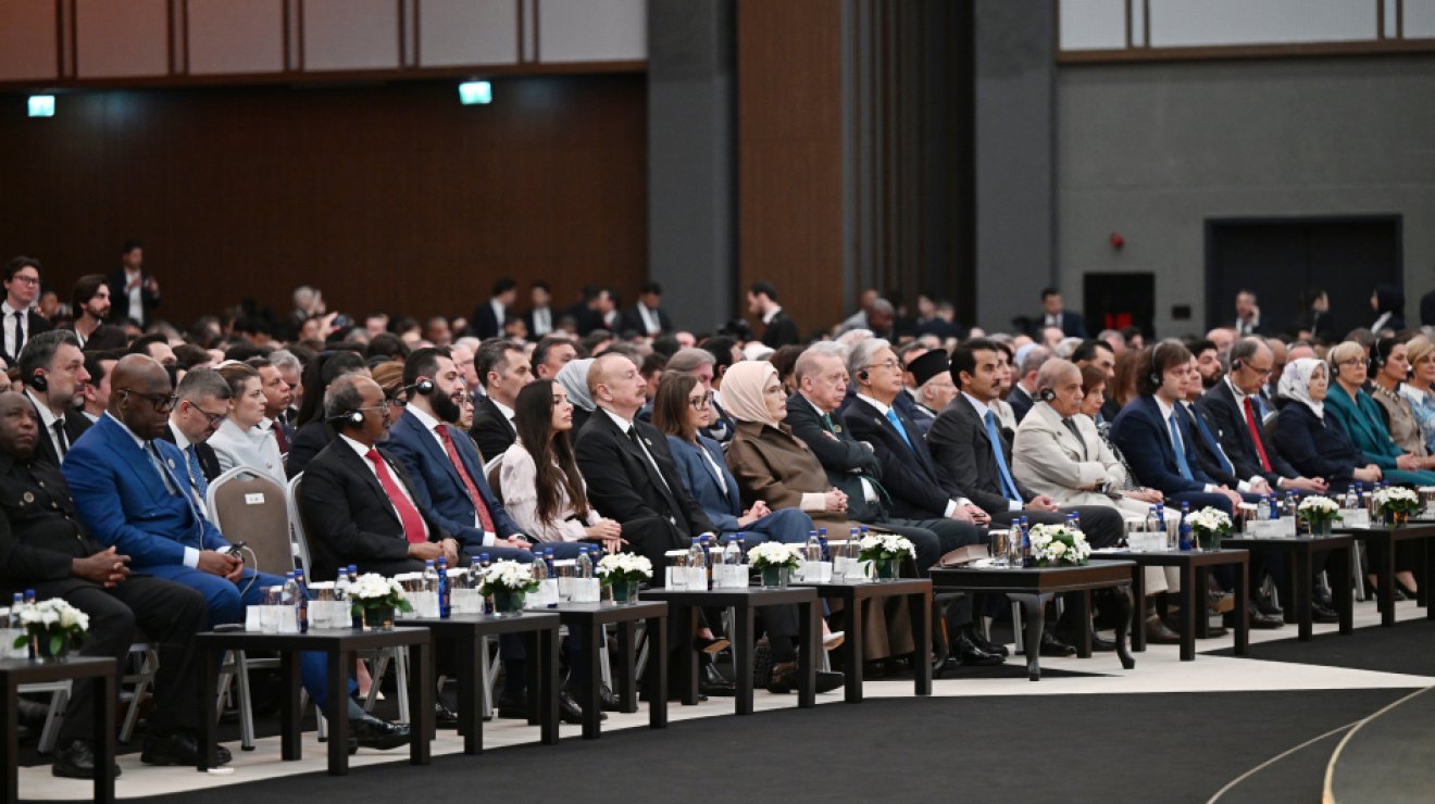 В Анталье состоялась церемония открытия Дипломатического форума
В мероприятии принял участие Президент Ильхам Алиев