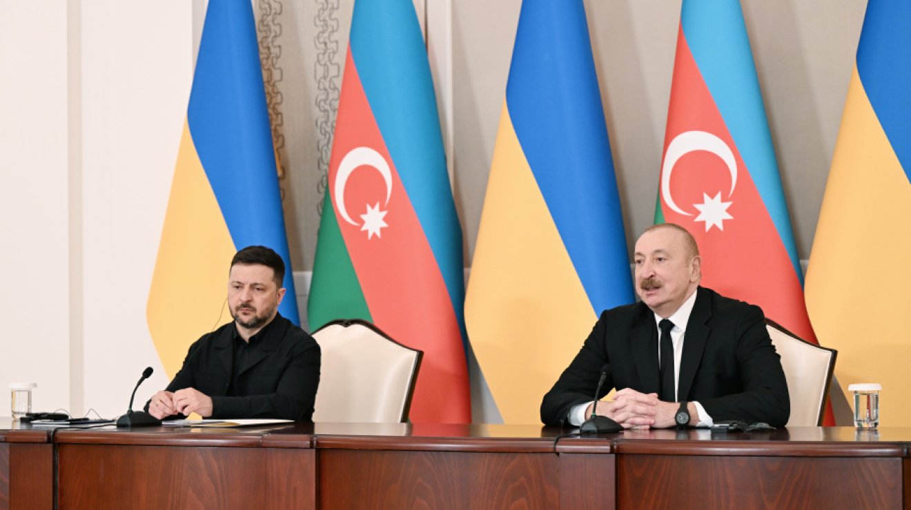 Президенты Азербайджана и Украины выступили с заявлениями для прессы