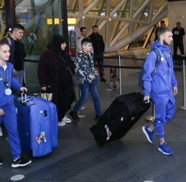 Успешно выступившие на ЧЕ азербайджанские гимнасты вернулись на родину