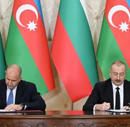 Подписаны азербайджано-болгарские документы 