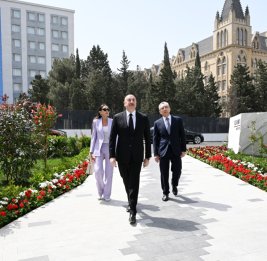 Президент Ильхам Алиев и первая леди Мехрибан Алиева приняли участие в открытии нового здания Института ботаники в Баку и ознакомились с работой, проделанной в Ботаническом саду
