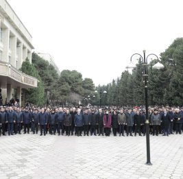 В БГУ почтена память людей, погибших в результате крушения самолета