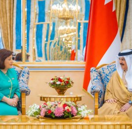 Председатель Милли Меджлиса встретился с королем Бахрейна