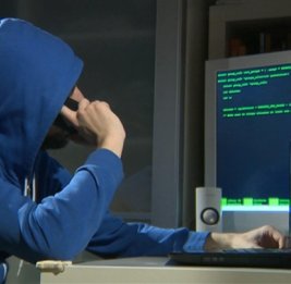 В МВД выявили новую схему мошенничества с квартирами и криптокошельками