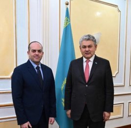 Казахстан предложил Израилю Туркестан как площадку для мирных переговоров