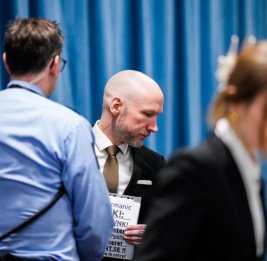 Осужденный за теракты в Норвегии Брейвик вновь пытается выйти на свободу