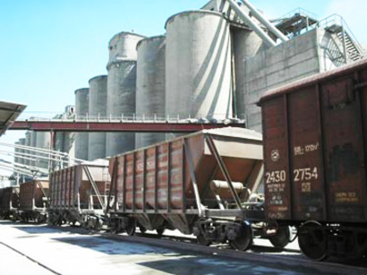 Азербайджан ввел до 2014 года таможенные льготы для строительства цементных заводов
