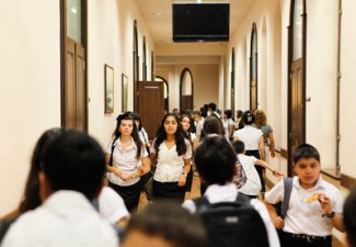 Увеличится число первоклассников в школах Азербайджана