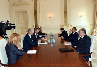 Президент Азербайджана Ильхам Алиев принял комиссара Европейского Союза по энергетическим вопросам