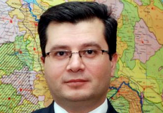 Эльман Абдуллаев: «Урегулирование карабахского конфликта будет приоритетным направлением нашей дипломатии в 2013 году»