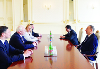 Президент Азербайджана Ильхам Алиев принял делегацию во главе с министром внутренних дел Литвы