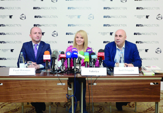 В Баку прошла пресс-конференция народной артистки России Валерии