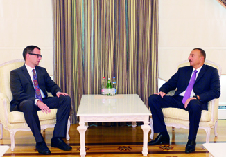 Президент Ильхам Алиев принял посла Польши в Азербайджане