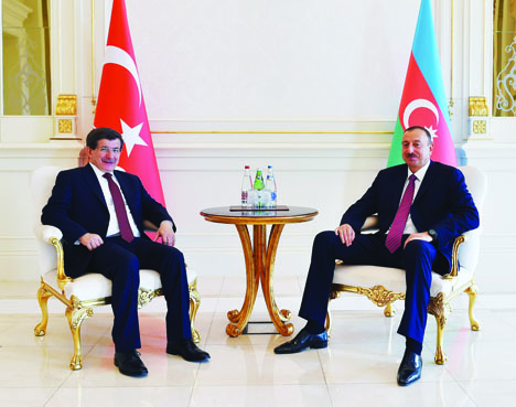 Официальный визит премьер-министра Турции Ахмета Давутоглу в Азербайджан