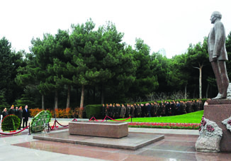 Коллектив Министерства по чрезвычайным ситуациям почтил память общенационального лидера Гейдара Алиева и шехидов