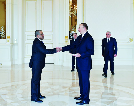Президент Ильхам Алиев принял верительные грамоты новоназначенного посла Республики Сейшельские Острова в Азербайджане