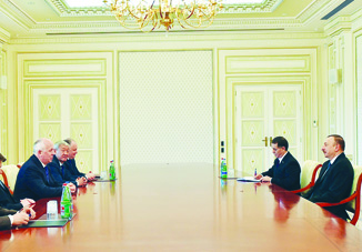 Президент Азербайджана Ильхам Алиев принял делегацию во главе с генеральным директором российской Государственной корпорации «Ростех»