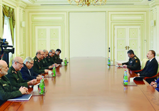 Президент Азербайджана Ильхам Алиев принял делегацию во главе с министромобороны иподдержки Вооруженных сил Ирана