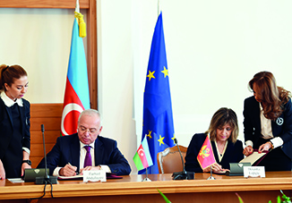 Подписан меморандум о сотрудничестве между конституционными судами Азербайджана и Монтенегро