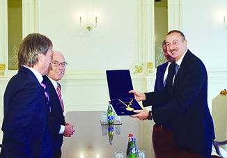 Президент Азербайджана Ильхам Алиев принял президента Международного комитета Fair Play, президента и вице-президента Европейского движения Fair Play