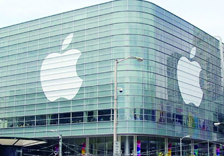 Компания Apple во второй раз в истории сообщила о сокращении продаж смартфонов iPhone