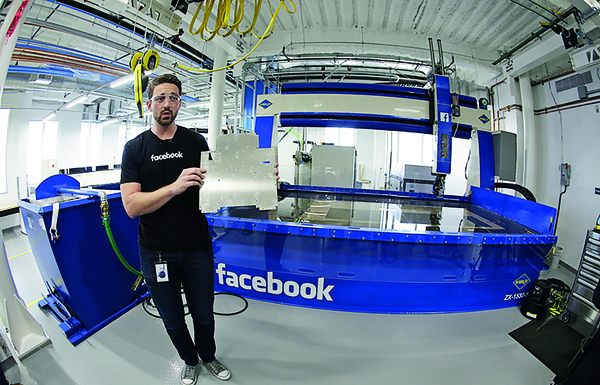 Facebook заявила об открытии крупнейшей производственной лаборатории