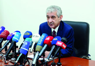 Али Ахмедов: «Референдум — очень важный шаг в развитии демократии в Азербайджане»