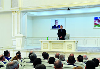 Встреча в новом здании Центра Гейдара Алиева в Сумгайыте с представителями общественности города