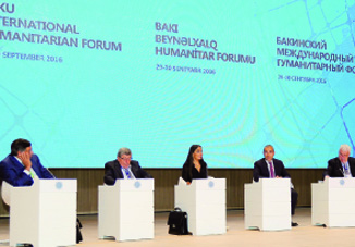 Заслушаны выступления руководителей «круглых столов», которые пройдутв рамках V Бакинского международного гуманитарного форума