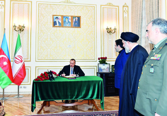 Президент Ильхам Алиев выразил соболезнования в связи с кончиной бывшего Президента Ирана Хашеми Рафсанджани