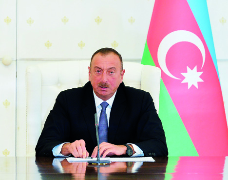 Под председательством Президента Ильхама Алиева состоялось заседание Кабинета Министров, посвященное итогам социально-экономического развития в 2016 году и предстоящим задачам