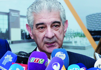 Али Ахмедов: «Главная задача правительства —предотвратить насколько это возможно повышение цен в Азербайджане»