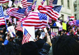 В ряде городов США иммигранты не вышли на работу в знак протеста против политики Трампа