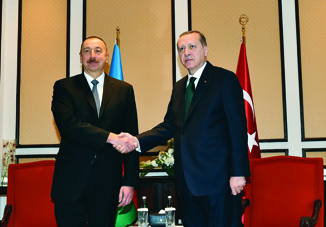 В Исламабаде состоялась встреча Президента Азербайджана Ильхама Алиева с Президентом Турции Реджепом Тайипом Эрдоганом