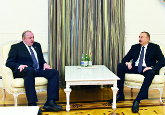 Президент Азербайджана Ильхам Алиев встретился с Президентом Грузии Георгием Маргвелашвили