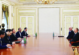 Президент Азербайджана Ильхам Алиев принял делегацию во главе с министром связи и информационных технологий Ирана