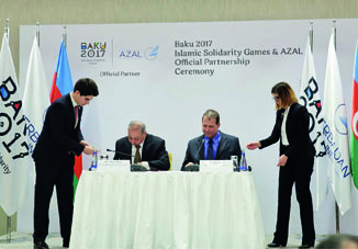 Между AZAL и Операционным комитетом «Баку-2017» подписано Соглашение по официальному партнерству