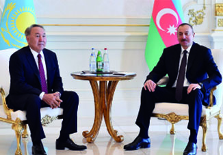 Встреча Президента Ильхама Алиева и Президента Нурсултана Назарбаева в узком составе