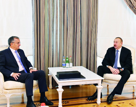 Президент Ильхам Алиев принял посла Сербии в Азербайджане