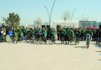 Состоялся велопробег среди волонтеров «Баку-2017»