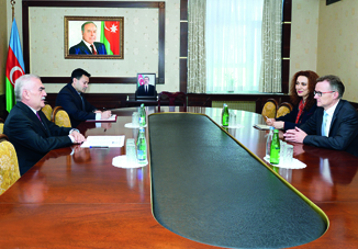 ПредседательВерховного Меджлиса Нахчыванской Автономной Республики встретился с послом Германии в нашей стране