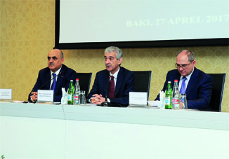 Али Ахмедов: «В Азербайджане самые крупные инвестиции после нефтяного сектора вложены в строительный сектор»
