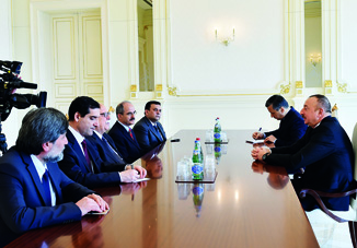 Президент Ильхам Алиев принял делегацию во главе с министром культуры и туризма Турции