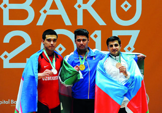 В четвертый день соревнований по тяжелой атлетике азербайджанский спортсмен удостоился бронзовой медали