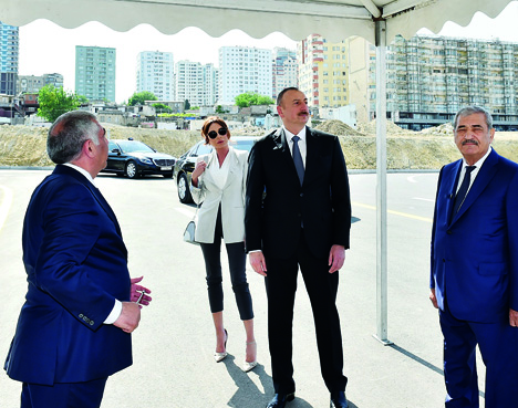 Президент Ильхам Алиев принял участиев открытии новых дорог в Ясамальском районе Баку