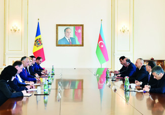 Состоялась встреча президентов Азербайджана и Молдовы в расширенном составе