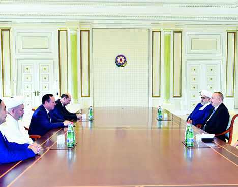 Президент Ильхам Алиев принял делегацию Узбекистана