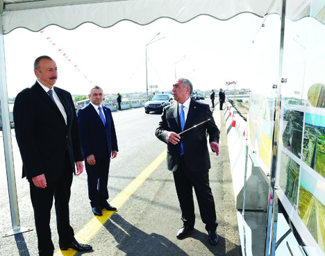 Президент Ильхам Алиев принял участие в открытии реконструированных дорог Пиршаги — Новханы и Бинагади — Новханы — Джорат