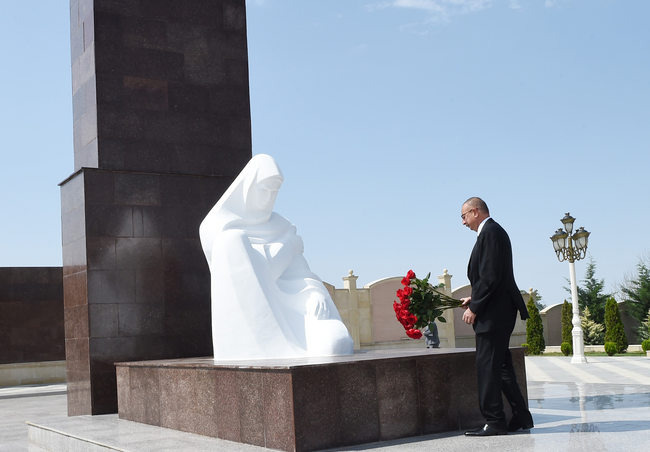 Президент Ильхам Алиев ознакомился с условиями,созданными в парке Победы в Гейгеле